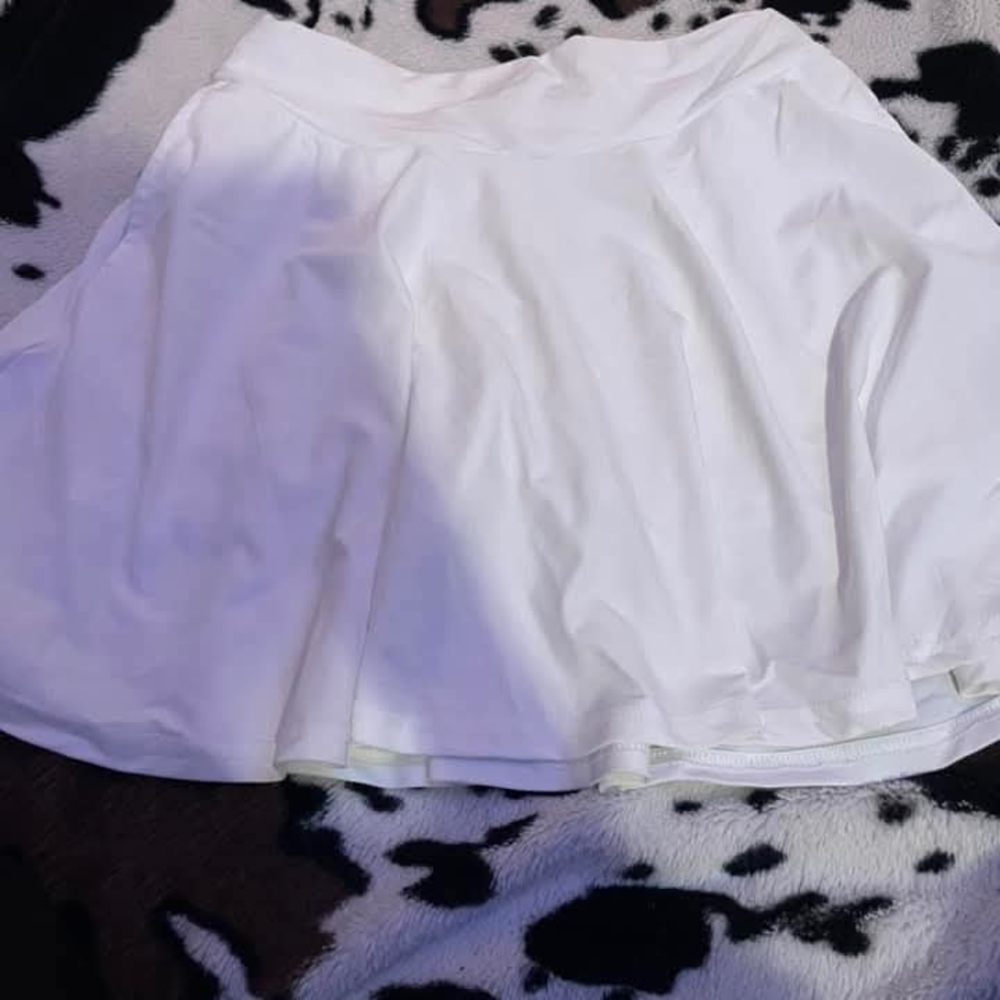Elegant White Skirt